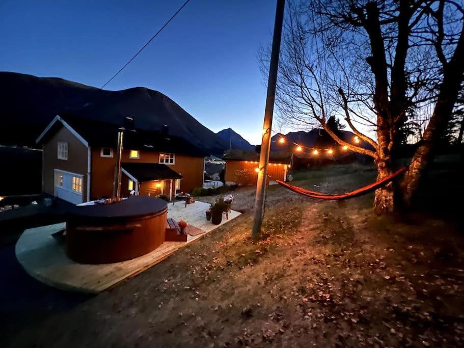 Moonvalley Lodge - Stort & Koselig Hus - Mandalen Экстерьер фото